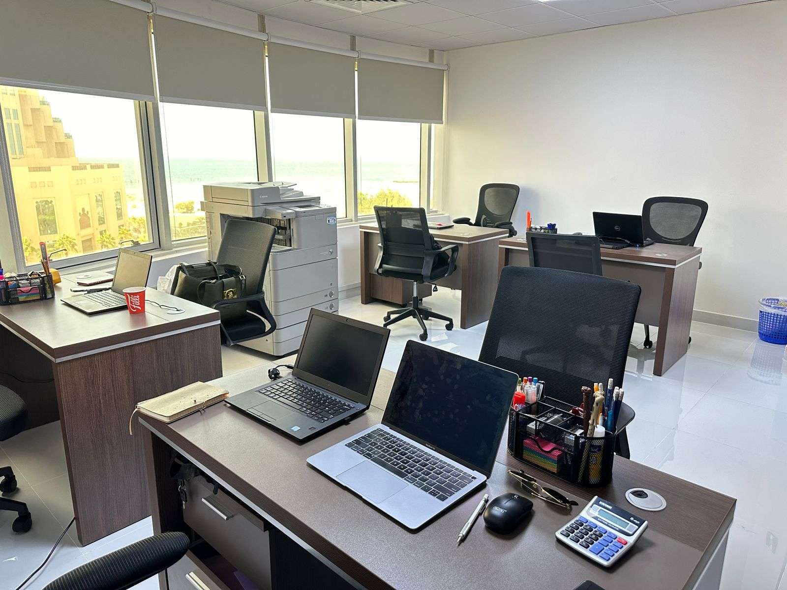 UAE3-office